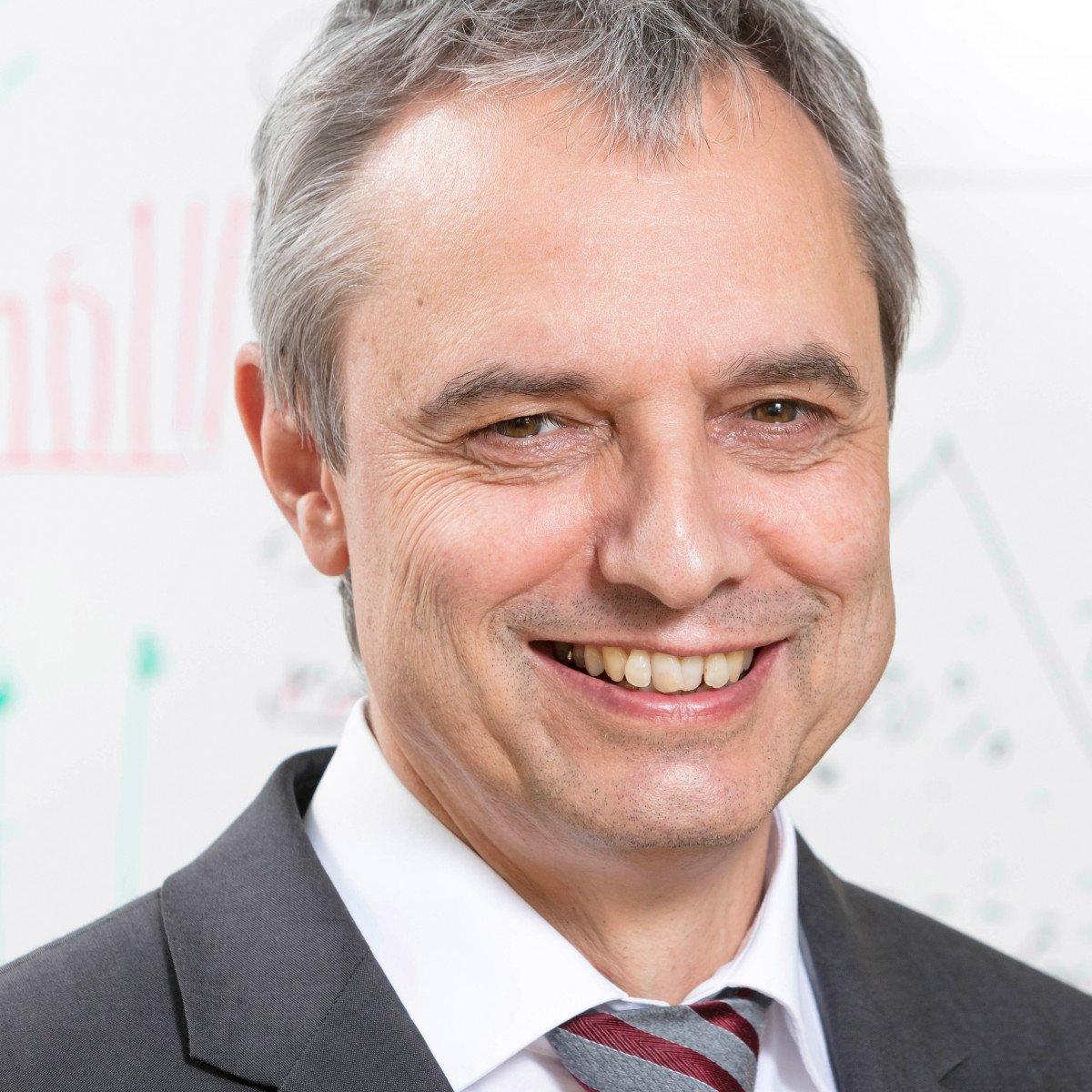 Prof. Dr. Gerhard Schneider